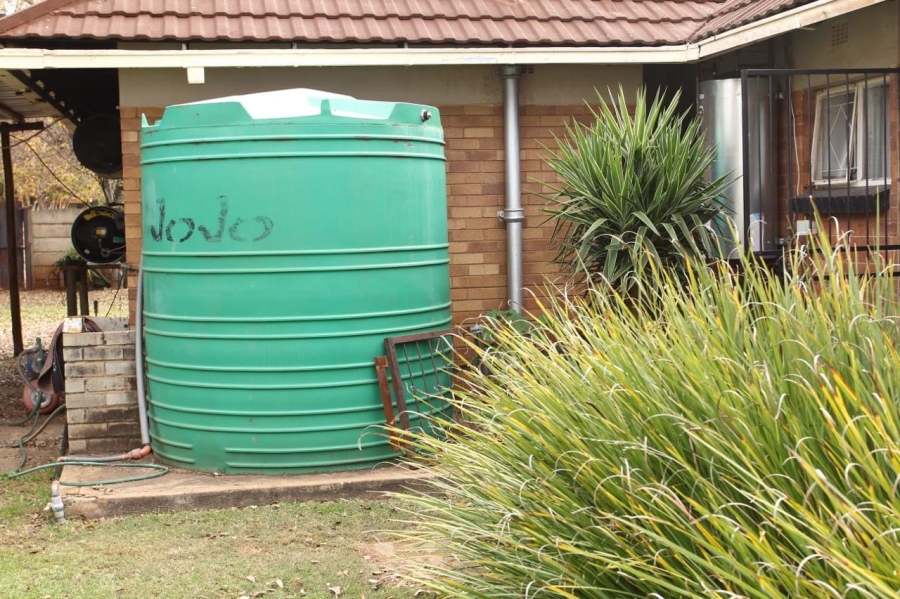 5 Bedroom Property for Sale in Stilfontein Ext 4 North West